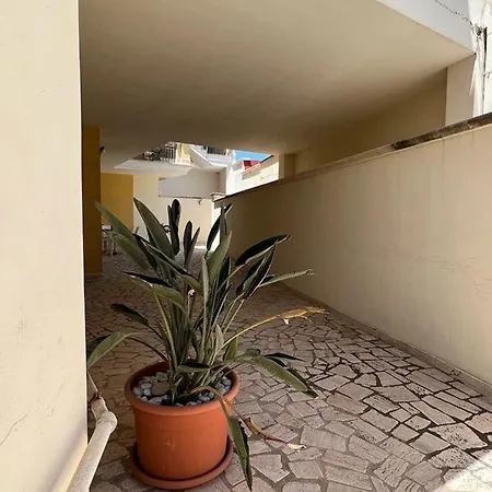 Rosmini - Parcheggio-veranda - Baia - Lido - By Click Salento *