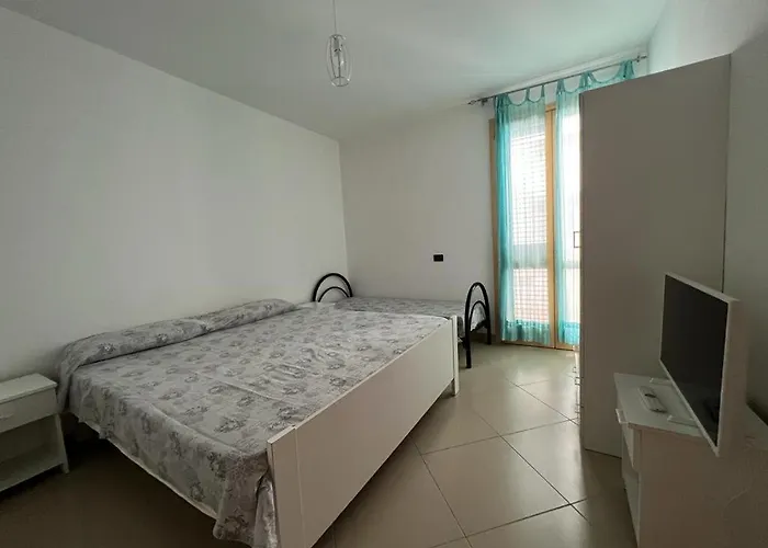 Rosmini - Parcheggio-veranda - Baia - Lido - By Click Salento *