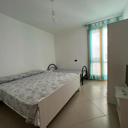 Rosmini - Parcheggio-veranda - Baia - Lido - By Click Salento *