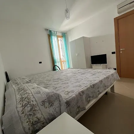 Rosmini - Parcheggio-veranda - Baia - Lido - By Click Salento 加利波利