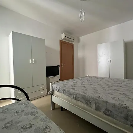 Rosmini - Parcheggio-veranda - Baia - Lido - By Click Salento 度假居 加利波利