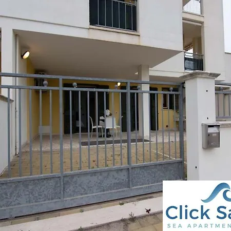 Rosmini - Parcheggio-veranda - Baia - Lido - By Click Salento Галлиполи