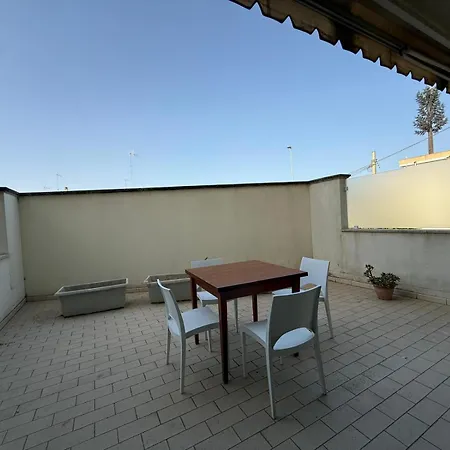 Rosmini - Parcheggio-veranda - Baia - Lido - By Click Salento