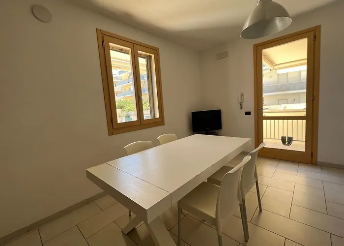 Rosmini - Parcheggio-veranda - Baia - Lido - By Click Salento גאליפולי