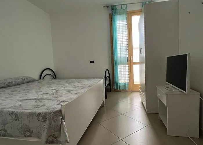 Rosmini - Parcheggio-veranda - Baia - Lido - By Click Salento